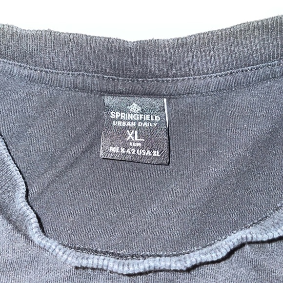 Oversized T-Shirt - Picture 2 of 2